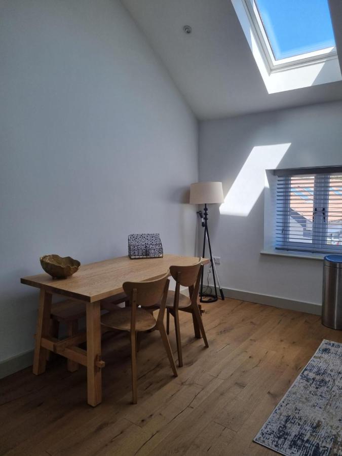 Appartement 19A Brooks Road à Street Extérieur photo
